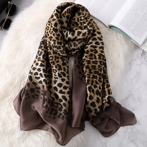 Sciarpa Lunga Maculata Trama Raso Scialle Moda Donna Morbido Leggero Protezione Solare Elegante Accessorio