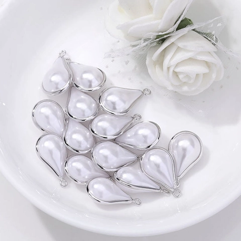 Forma Di Goccia D'acqua Imitazione Perla Artificial Pendenti Lega Di Rame Oro Argento Placcato Goccia DIY Gioielli Che Fanno Charms