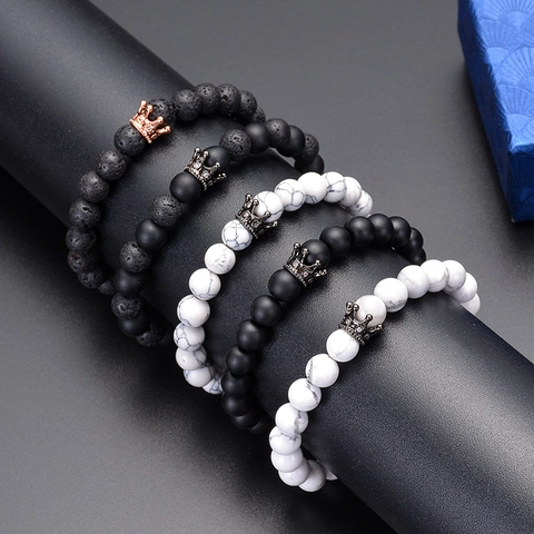 Natuurlijke Lavasteen Witte Howliet Kralen Armband Met Koperen Zirkonia Kroonbedel Voor Koppels Sieraden