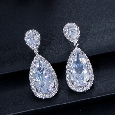 Boucles D'oreilles Pendantes Goutte D'eau Coupe Poire Avec Cuivre Zircon AAA Micro Pavé Halo Élégant Mariage Mariée Bijoux