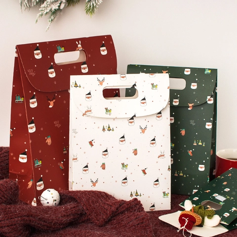 Christmas Gift Bags White Cardboard Paper Candy Box With Handle Flip Top Velcro Closure Santa Claus Reindeer Patterns