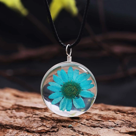 Handmade Necklace Round Glass Pendant With Real Dried Flowers And Leather Cord Simple Style Jewelry For Women