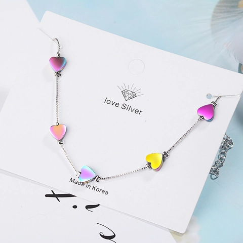 Bracelet Cœur Style Coréen pour Femmes Minimaliste Breloques Cœur Dégradé Coloré Bracelet Chaîne en Cuivre Argenté Bijoux