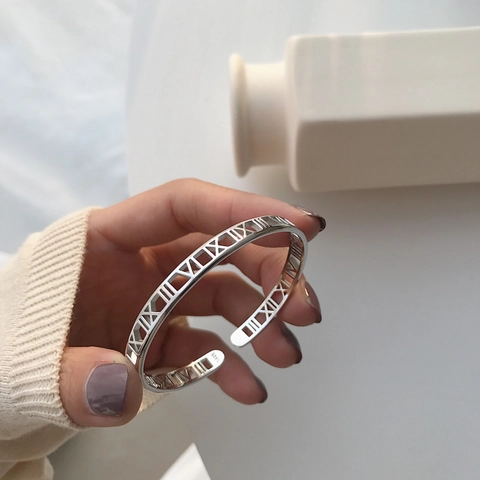 925 Sterling Zilveren Holle Romeinse Cijfers Open Manchet Armband Voor Dames Minimalistische Moderne Sieraden