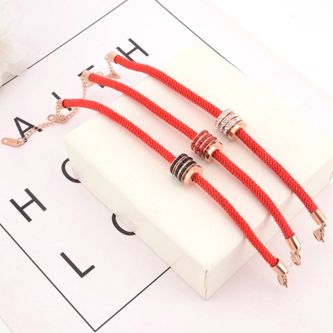 Bracciale In Corda Intrecciata Rossa Acciaio Inossidabile Oro Rosa Ciondolo Circolare Con Zirconi Chiusura Regolabile
