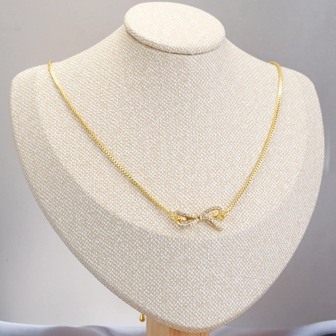 Elegante Collana con Ciondolo a Fiocco in Rame per Donna Stile Giapponese Coreano Placcato Oro Argento Intarsio di Zirconia