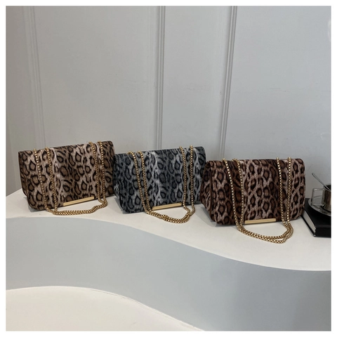 Damen Schultertasche Mit Leopardenmuster Mode PU Leder Quadratische Umhängetasche Mit Goldener Kette Elegante Klappentasche