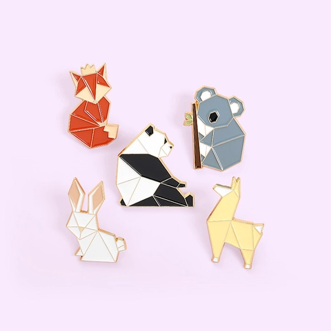 Set di Spille in Smalto Animali Origami Geometrici Carino Volpe Panda Koala Coniglio Distintivo in Lega Accessori Gioielli