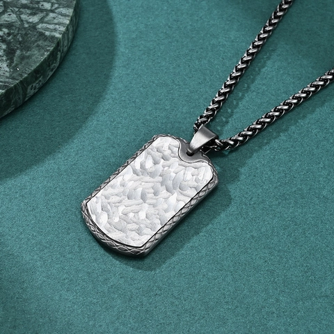 Collar Con Colgante De Placa De Identificación Para Hombre De Acero Inoxidable Textura Martillada Bicolor Estilo Punk