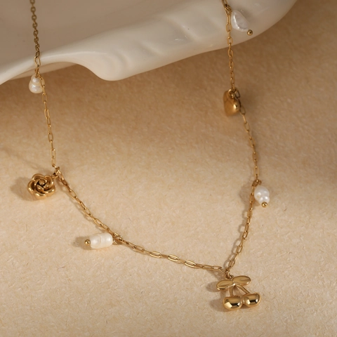 Collar De Acero Inoxidable Con Perlas Artificiales De Agua Dulce Naturales Dijes De Cereza Rosa Corazón Joyería Bañada En Oro Para Mujer