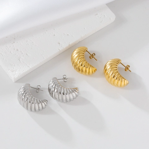Geometric Stainless Steel Spiral Hoop Earrings For Women 18K Gold Plated Ribbed Textured Croissant Earrings Fashion Jewelry