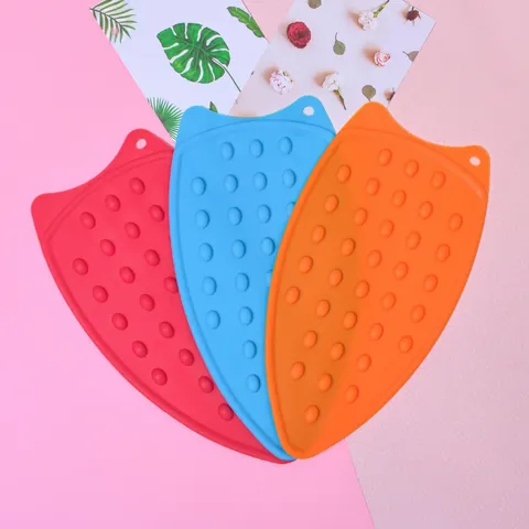 Tappetino Stiratura Silicone Resistente Calore Poggia Ferro Antiscivolo Punti Protezione Superficie Accessorio Lavanderia