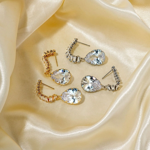 Elegant Zirconia Water Drop Drop Earrings For Women Gold Plated Minimalist Geometric Pear Cut Pave Rhinestone Dangle Earrings Jewelry Accessories Gift