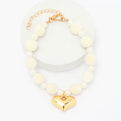 Elegante Collar De Perlas Artificiales Para Mascotas Con Colgante De Corazón De Aleación Ajustable Joyería Para Perros Pequeños Gatos