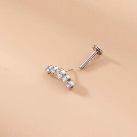 Roestvrij Staal Zirkoon Labret Studs Platte Achterkant Interne Schroefdraad Lip Piercing Sieraden Mode Geometrisch Dames