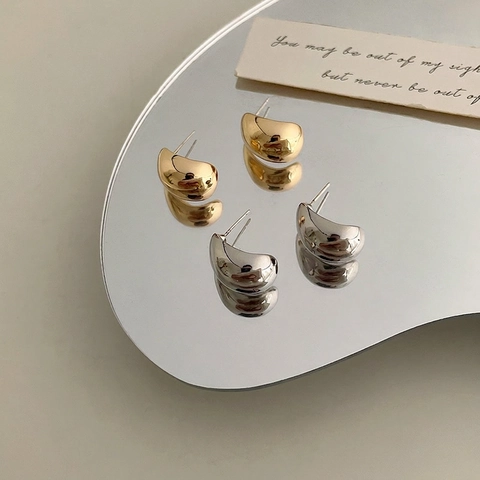 Minimalist C-Shaped Bean Stud Earrings Alloy With Silver Earring Post High Polish Geometric Metallic Jewelry For Women