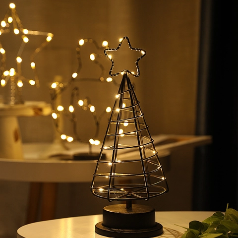 Árbol De Navidad De Hierro Metálico Nórdico Luz LED Adorno De Escritorio Decoración De Dormitorio Lámpara De Noche Espiral Minimalista