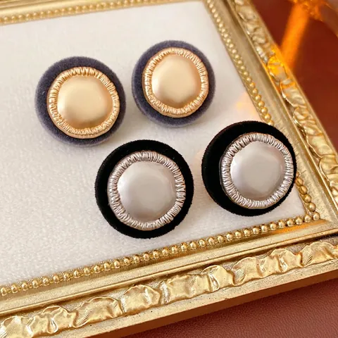 Orecchini A Lobo Rotondi Vintage Velluto Floccato Resina Lega Con Perno In Argento Gioielli Geometrici Eleganti Per Donna