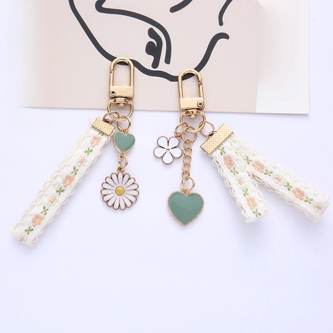 Portachiavi In Nastro Ricamato Con Margherita Lega Di Zinco Ciondolo A Cuore Pendente Per Borsa Accessorio Ragazze