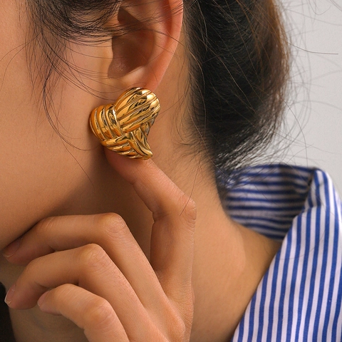18K Gold Plattiert Edelstahl Strukturierte Herz Ohrstecker Für Damen Vintage Gewebtes Design Herzform Schmuck