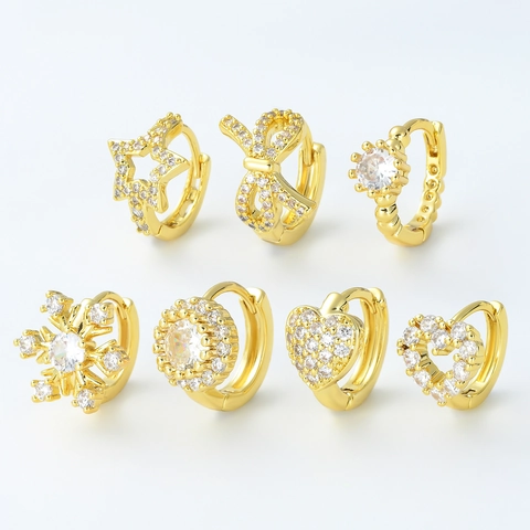 Orecchini A Cerchio Huggie In Rame Di Moda Con Zirconia Cubica Micro Intarsiata Cuore Stella Fiocco Neve Per Donne