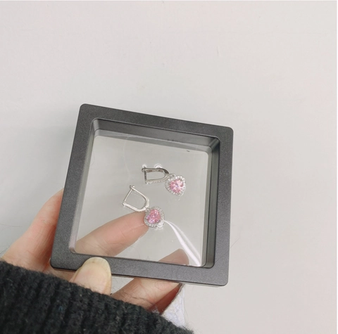 Schmuckverpackungsbox PE Film Suspension Display Case Tragbarer Staubdichter Ohrring Ring Aufbewahrungsorganisator Geschenk