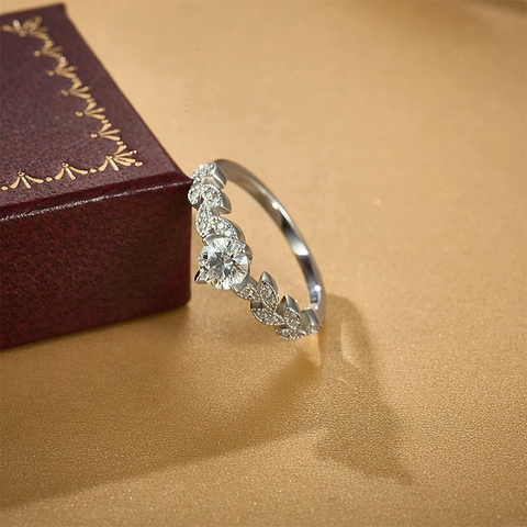 925 Sterling Silver Moissanite Leaf Branch Ring For Women Twining Vine Adjustable Finger Ring Elegant Nature Jewelry Gift