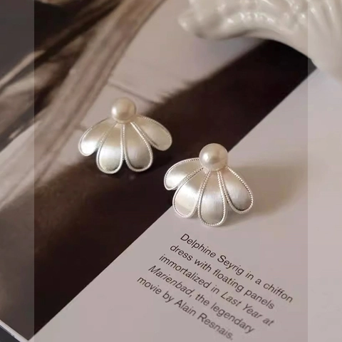 Boucles D'oreilles À Tige En Argent Avec Fleur Et Künstliche Perle Imitation Style Vintage Chic Pour Femmes
