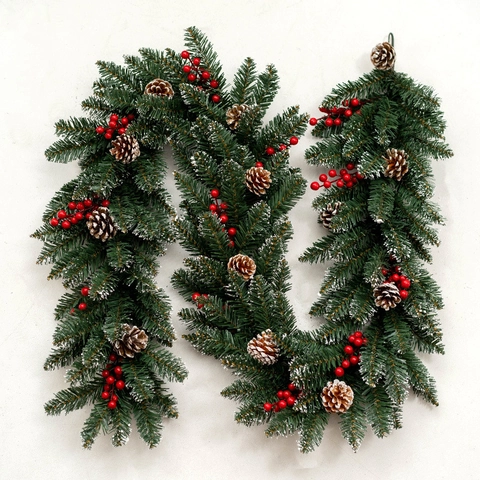Artificial Christmas Garland Mixed PE PVC Pine Cones Red Berries Snow Flocked Lush Rattan For Staircase Window Mall