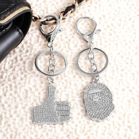 Iced Out Strass Daumen Hoch Hip Hop Schlüsselanhänger Zinklegierung Auto Schlüsselring Tasche Anhänger Mode Schmuck