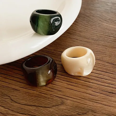 Vintage Chunky Resin Ring Marble Texture Thick Band Minimalist Finger Jewelry For Women Stylish Accessory