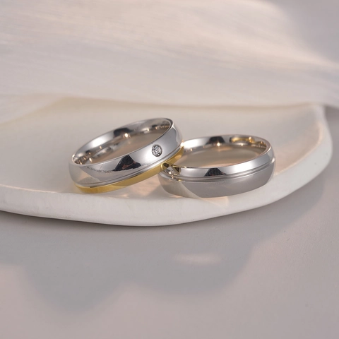 Stainless Steel Couple Ring Two-Tone Gold Silver Band With Cubic Zirconia Minimalist Wedding Engagement Jewelry