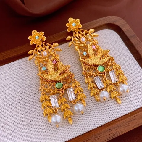 Boucles D'Oreilles Pendantes Vintage Fleurs Oiseaux Alliage Strass Et Tige En Argent Doré Style Palais Künstliche Perle Pour Femmes