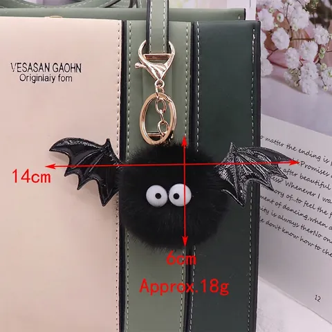 Süßer Fledermaus Plüsch Schlüsselanhänger Kunstfell Pompon Mit PU Leder Flügeln Halloween Taschenanhänger Zubehör