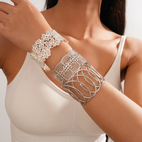 Brazalete Abierto Calado Geométrico Cruz Flor Cuadrado Brazalete Cobre Color Plata Joyería Para Mujeres Estilo Boho