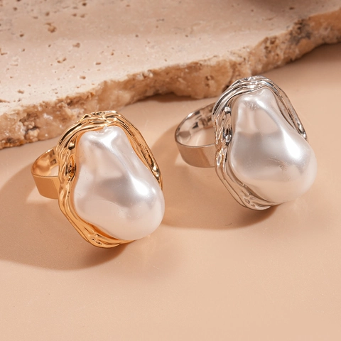 Baroque Irregular Artificial Pearl Ring For Women Alloy Lava Texture Geometric Oval Large Adjustable Elegant Vintage Niche Jewelry