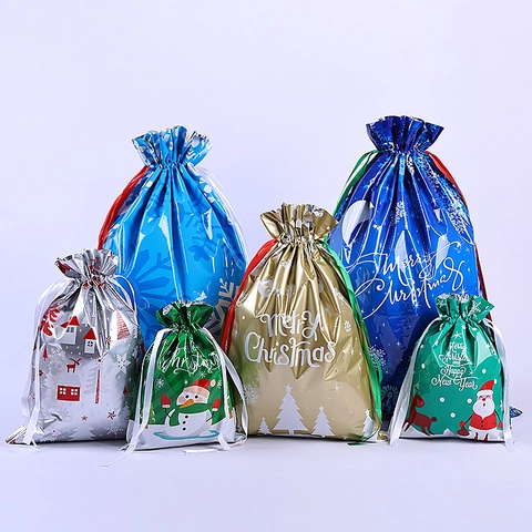 Merry Christmas Alufolie Geschenktüten Kordelzug 3D Metallisch Weihnachtsmann Schneemann Rentier Süßigkeiten Aufbewahrungstüten Partybedarf