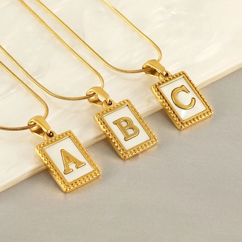 Collar Inicial Acero Inoxidable Chapado En Oro 18K Colgante Letra Concha Rectangular Cadena De Serpiente Para Mujeres Vintage