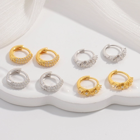 Orecchini a Cerchio in Argento Sterling 925 con Zirconi a Forma di Fiore per Donna Lusso Oro Argento Geometrici Tondi