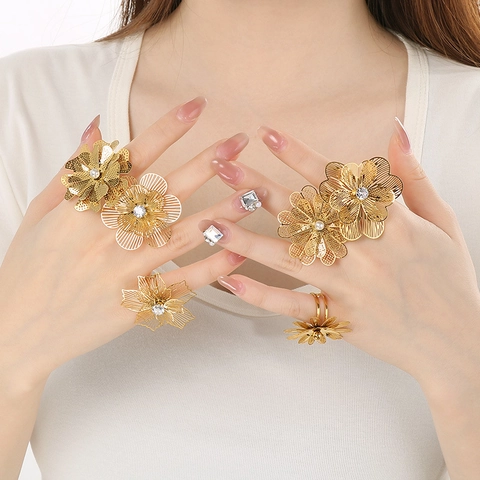 Anello Aperto Fiore Esagerato Per Donna In Acciaio Inossidabile Floreale Cavo Regolabile Con Perla Artificial Zircone Gioielli Eleganti