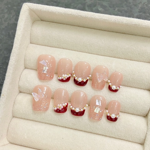 Handmade Press On Nails Red Pink Gradient 3D Butterfly Artificial Pearls French Style Artificial Finger Nails For Women