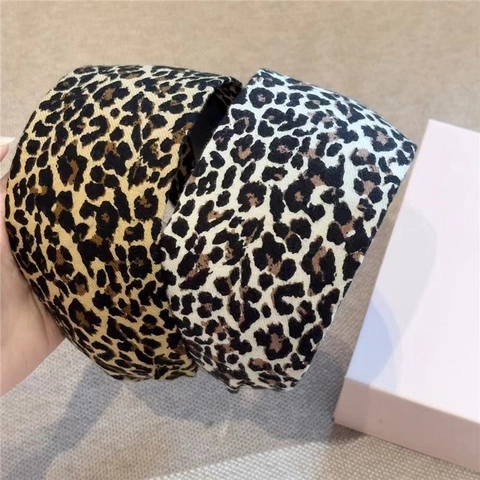 Leopard Print Wide Brim Headband Vintage Fabric Wrapped Hair Band Fashionable Hair Accessories For Women Daily Wear