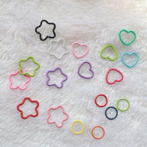 Anelli Di Giunzione Aperti Tessurizzati Colorati Lega Di Zinco Laccata Forme Multiple Per La Creazione Di Gioielli Fai Da Te