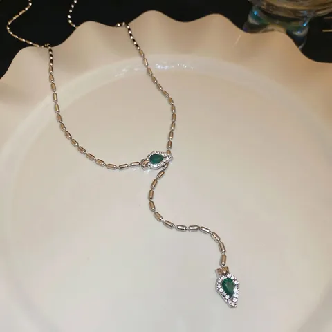 Y-Shaped Lariat Necklace Alloy Green Pear Gemstone Rhinestone Pave Long Sweater Chain Elegant Minimalist Jewelry For Women