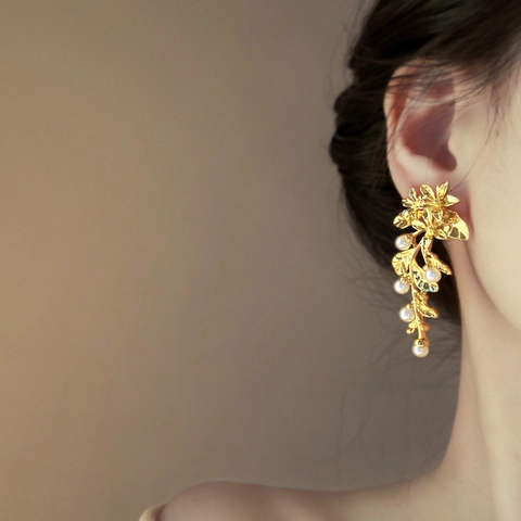 Elegant Flower Leaf Tassel Artificial Pearl Drop Earrings With 925 Sterling Silver Earring Post Gold Plated Luxury For Women