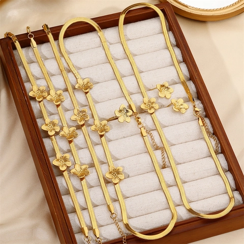 Stainless Steel Bracelet Women Gold Plated Snake Chain Butterfly Flower Charms Elegant Sweet Jewelry