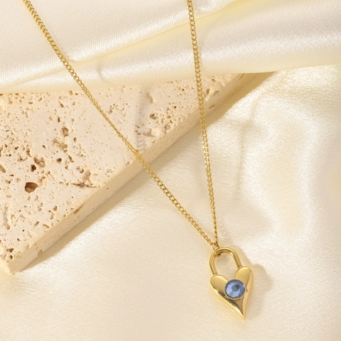Heart Pendant Necklace 18K Gold Plated Titanium Steel With Mother Of Artificial Pearl Gemstone Light Luxury Jewelry For Women