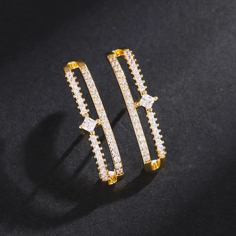 Luxus Kupfer Galvanisiert Doppelschicht Zirkonia Eingelegt Hoop Ohrringe Für Damen Nischen Design Geometrische Gold Ohrringe Mode Schmuck