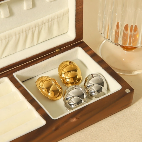 18K Vergoldete Edelstahl Ohrstecker Für Damen Anspruchsvolle Geometrische Rippen Mehrschichtige Gewölbte Klobige Creolen Schmuck