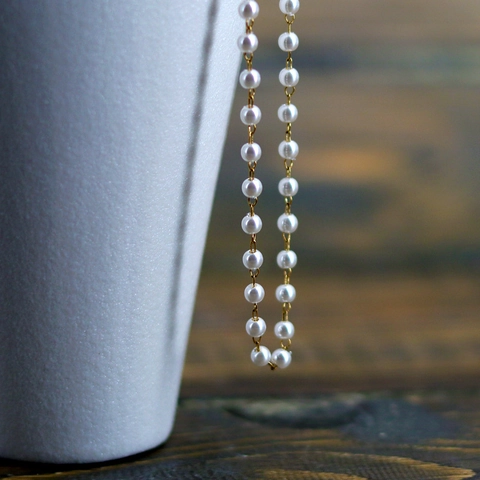 Collier Perles Artificielles Élégant Style Français pour Femmes Ras du Cou Fin en Acier Inoxydable Plaqué Or Minimaliste
